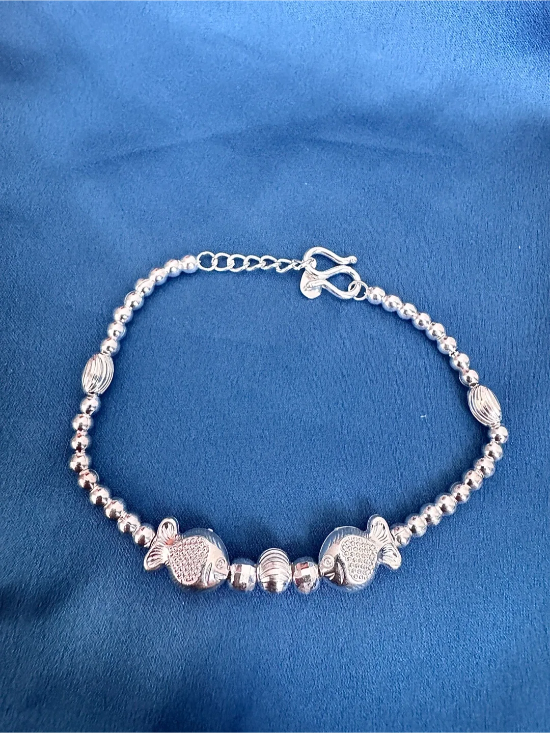 Silver Fish Beaded Bracelet image indicator(4)