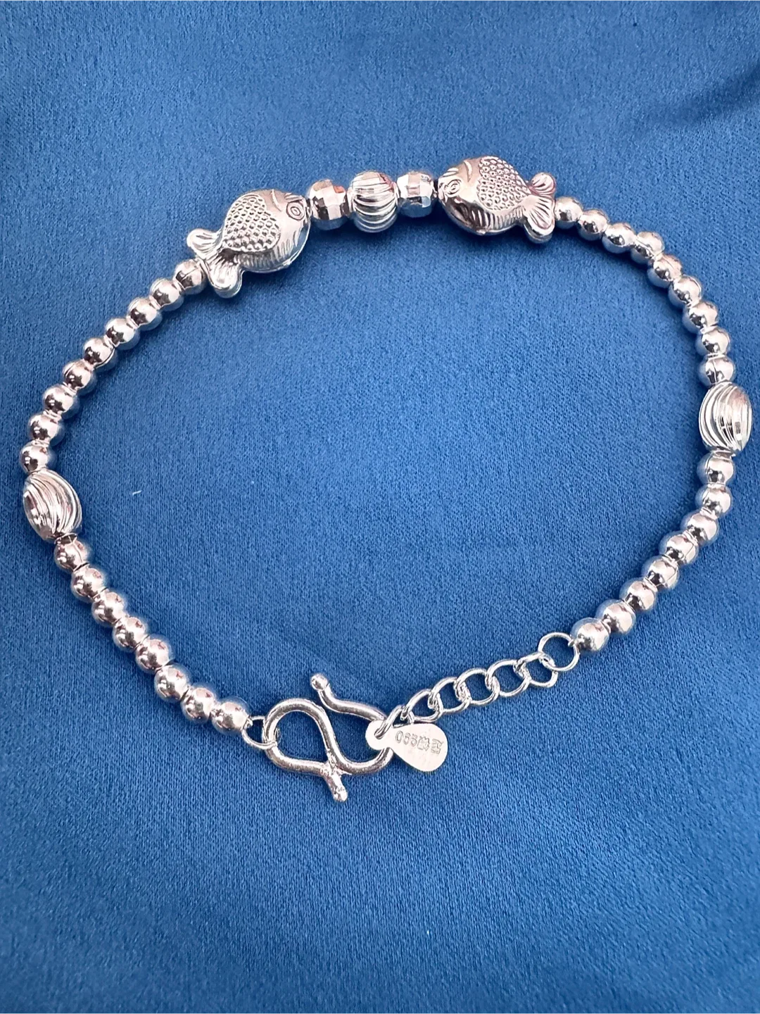 Silver Fish Beaded Bracelet image indicator(2)