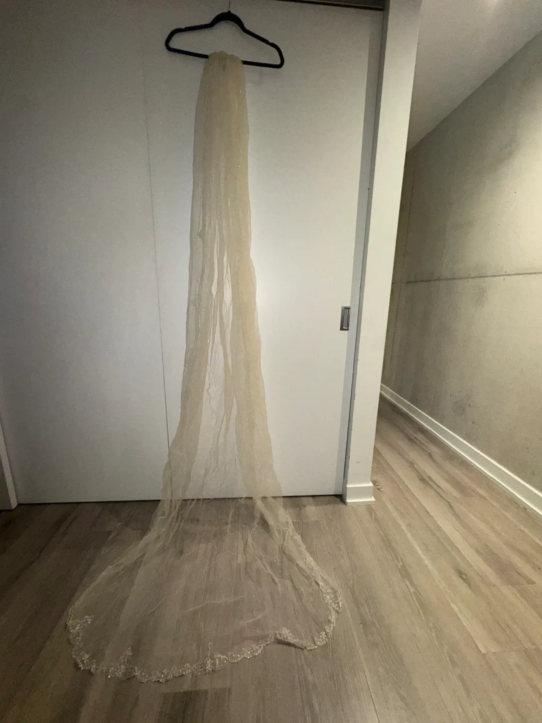 ✨ Martina Liana Wedding Dress – New, Never Worn ✨ image indicator(7)