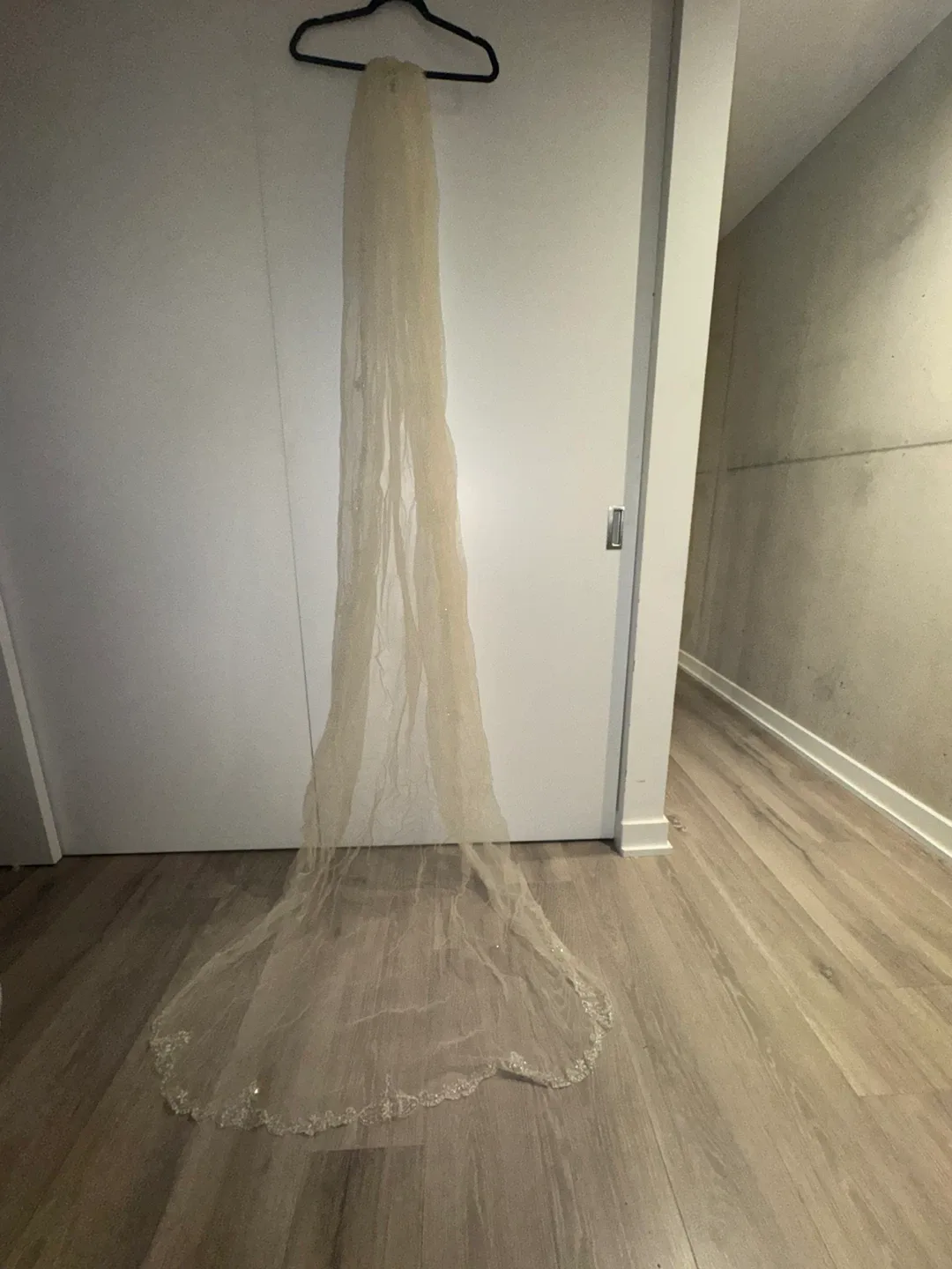 ✨ Martina Liana Wedding Dress – New, Never Worn ✨ image indicator(8)