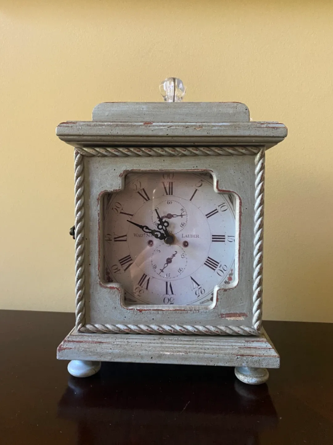 Walt Scott Lauder Mantle Clock thumbnail