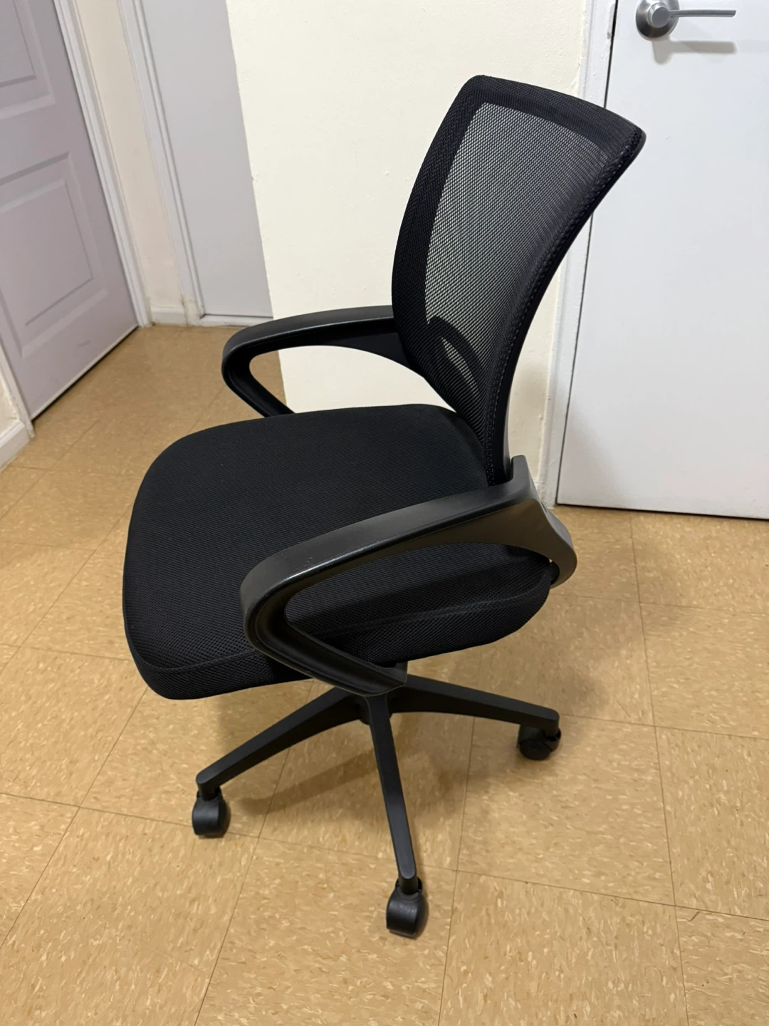 Black Mesh Office Chair