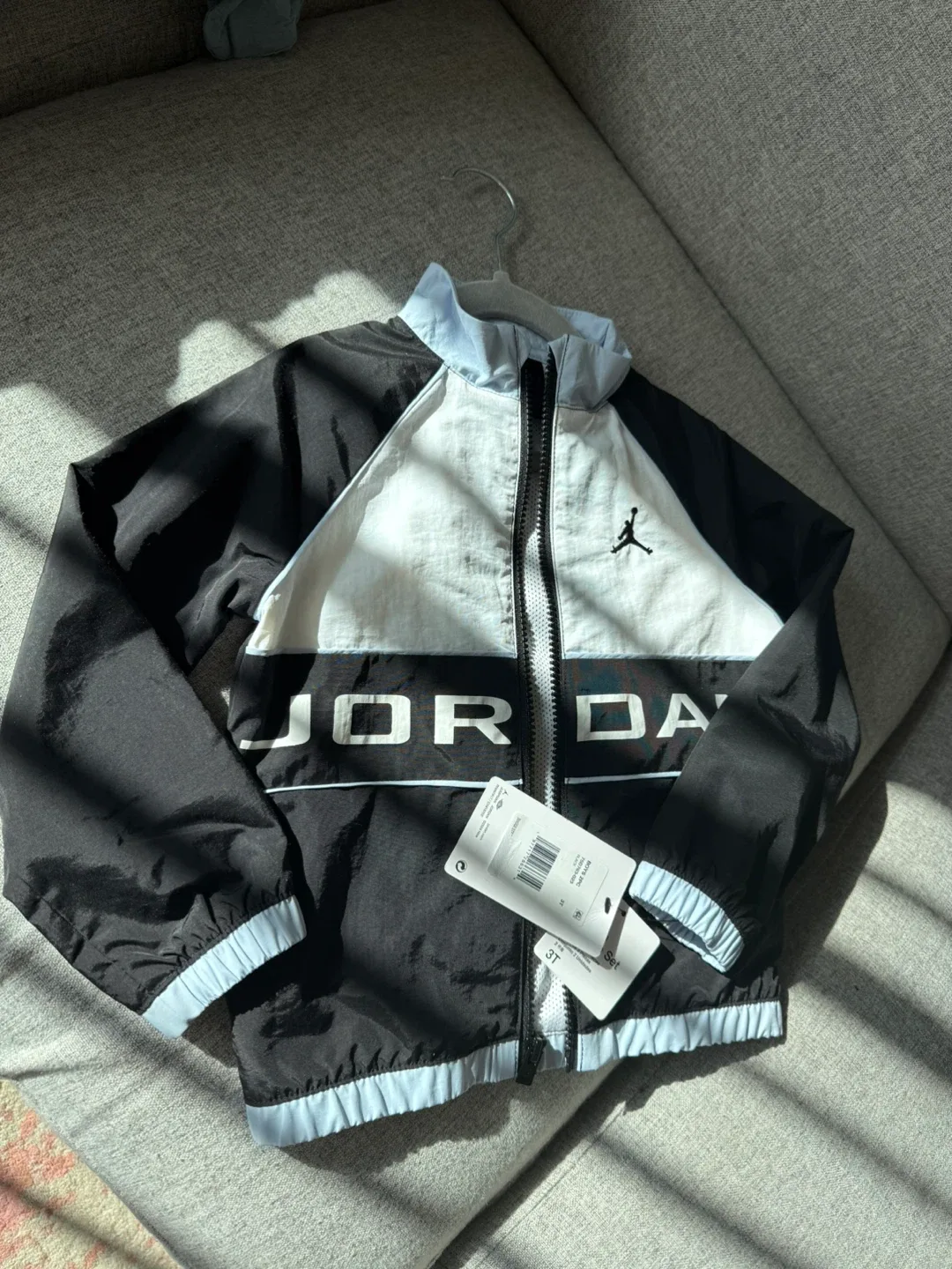 New Jordan Tracksuit - Size 3T image indicator(2)