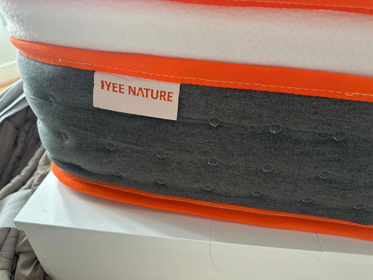 Queen IYEE NATURE Mattress