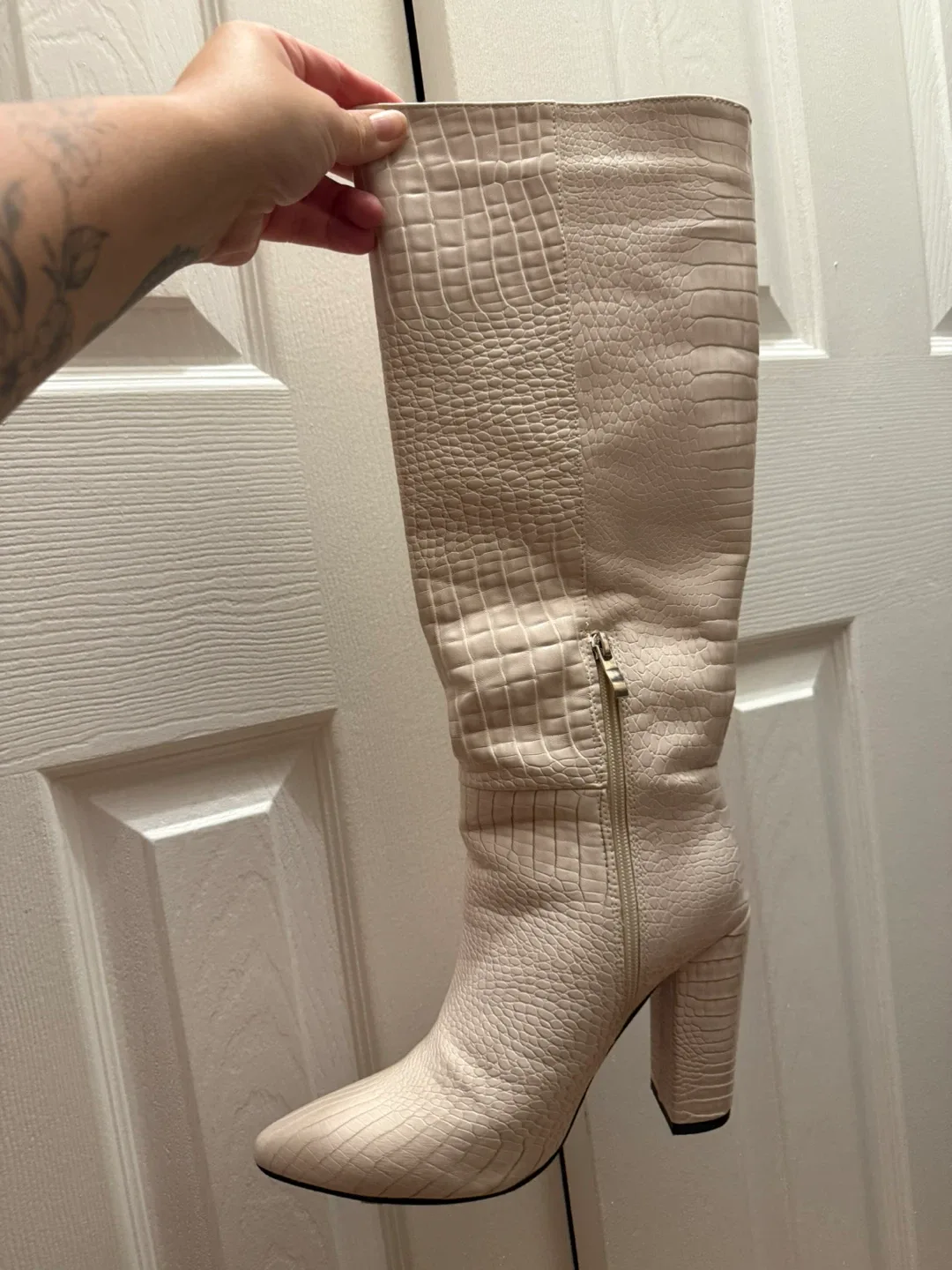 White Knee-High Croc Vegan Leather Boots Size 7 US image indicator(4)