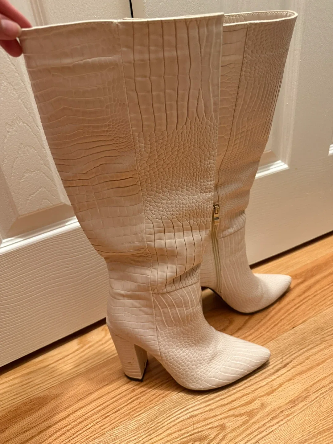 White Knee-High Croc Vegan Leather Boots Size 7 US image indicator(7)