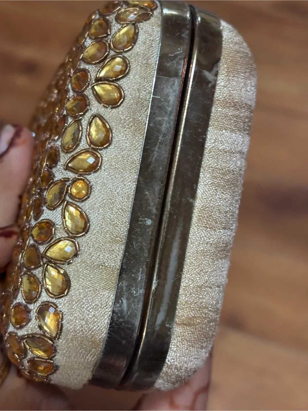 Gold Embellished Clutch image indicator(4)