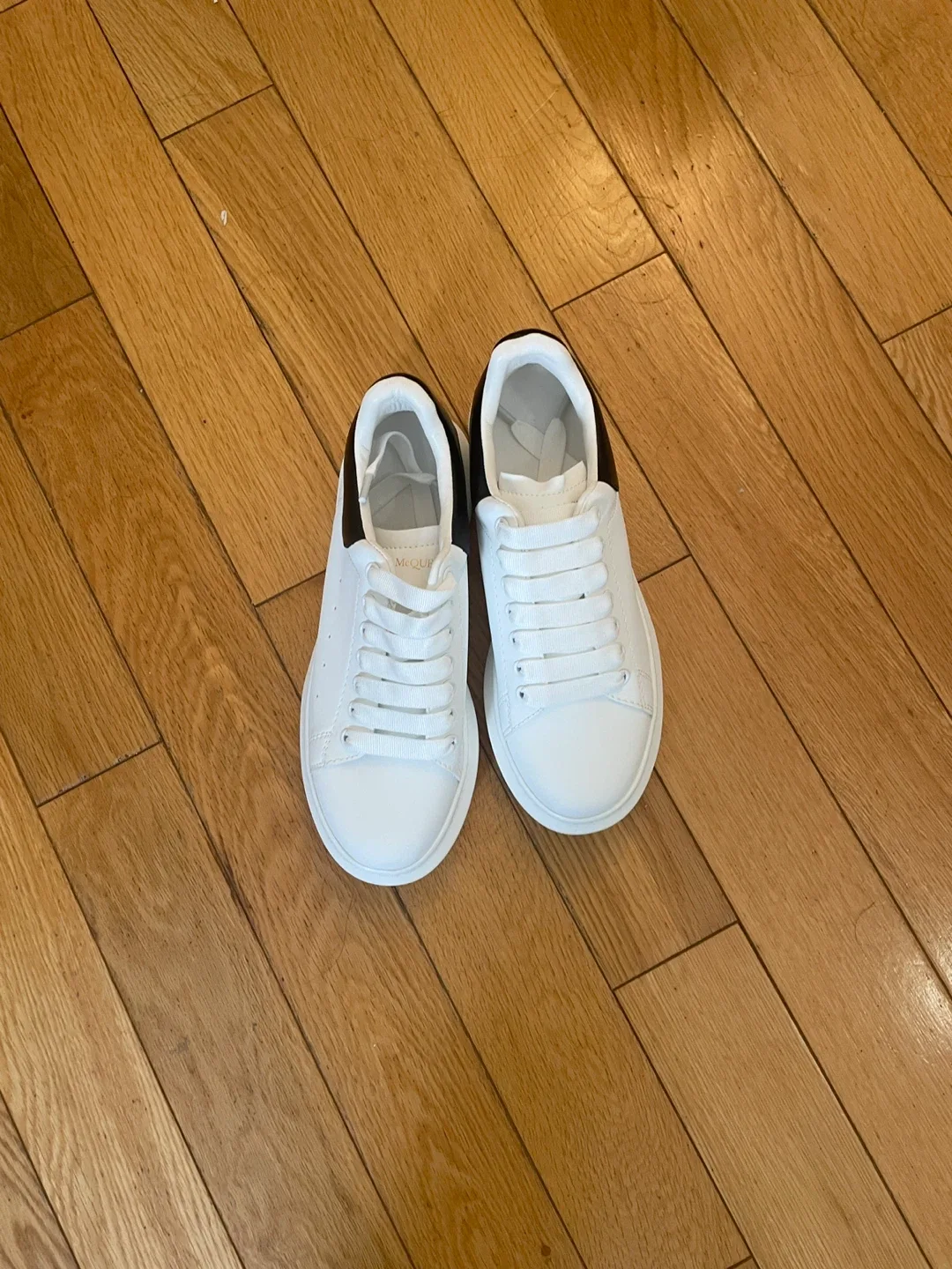 White Sneakers - Size 39 thumbnail