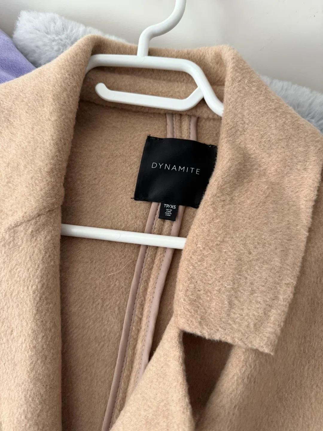 Dynamite XS Beige Coat image indicator(2)