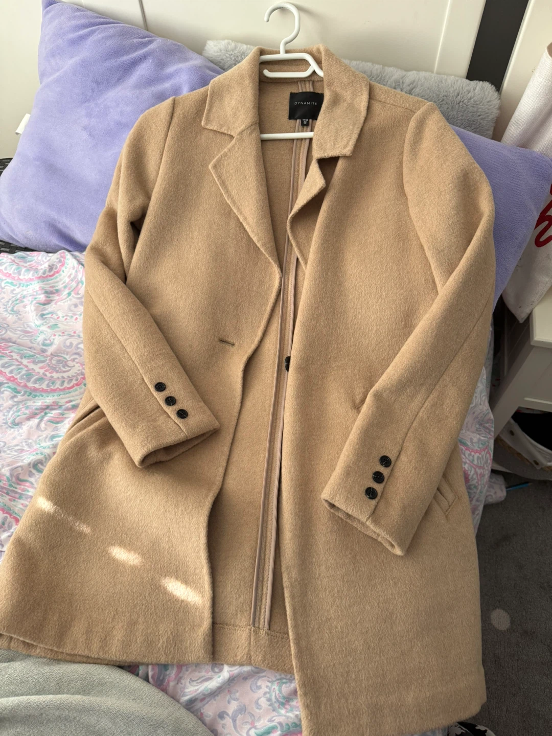 Dynamite XS Beige Coat