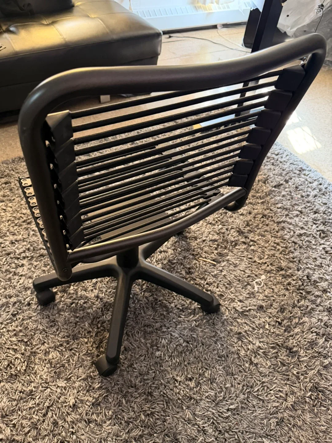 Vari Task Chair Black image indicator(2)