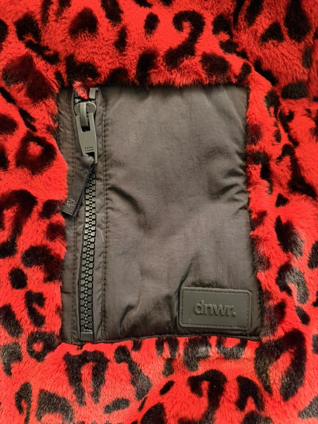 Zara Red Leopard Print Fleece Jacket - Size L image indicator(2)