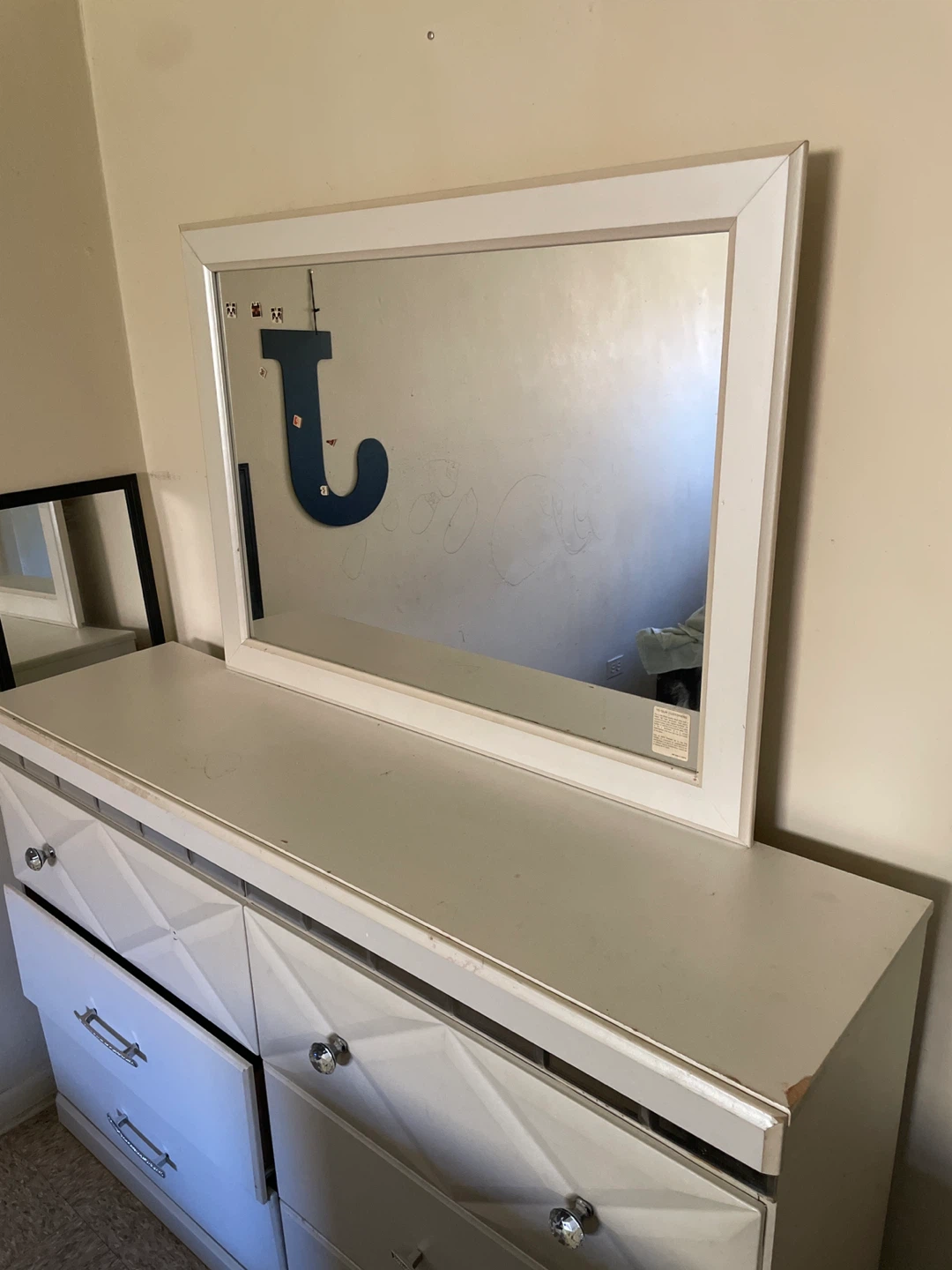 White Dresser with Mirror - photo 2