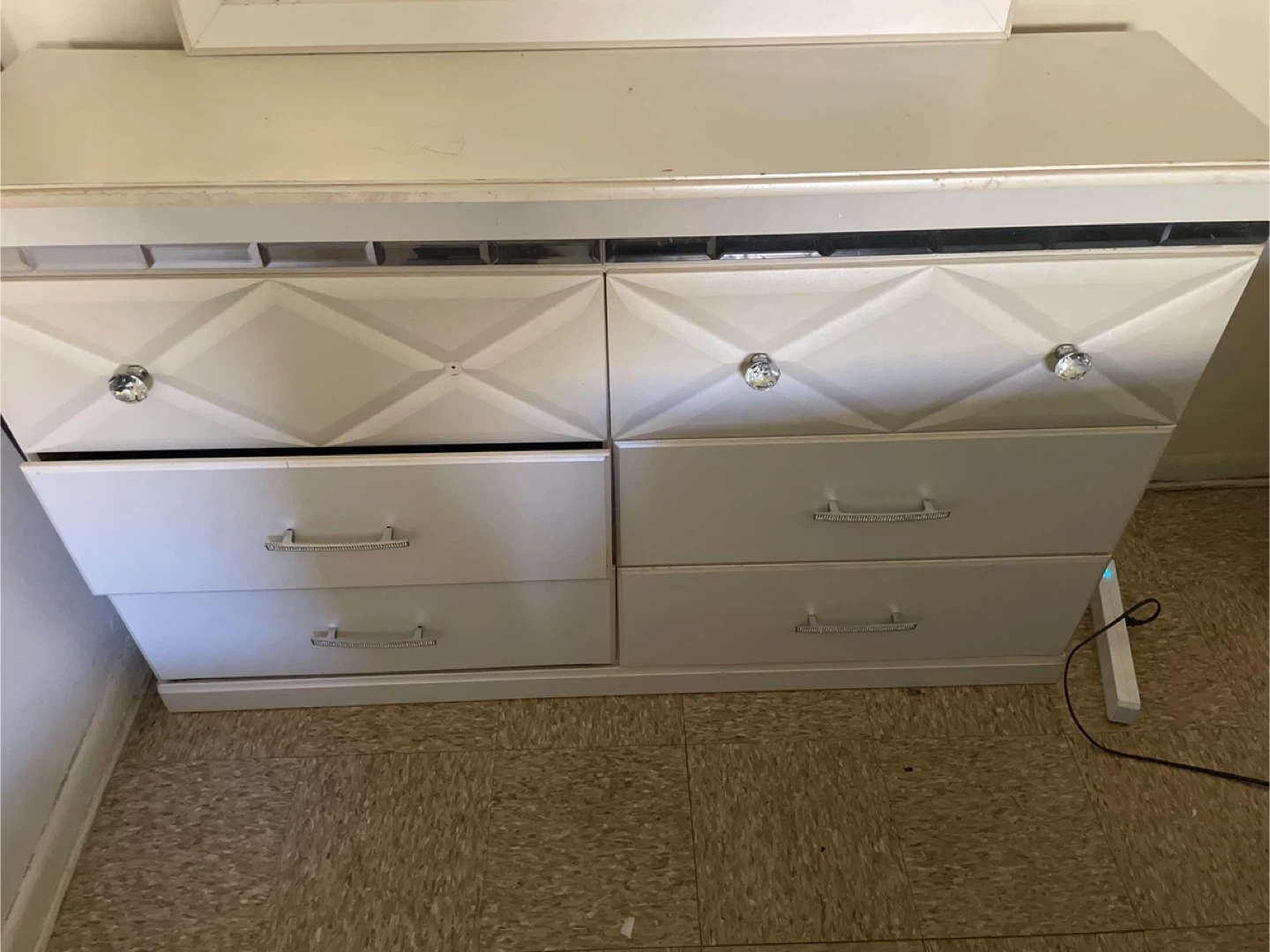 White Dresser with Mirror