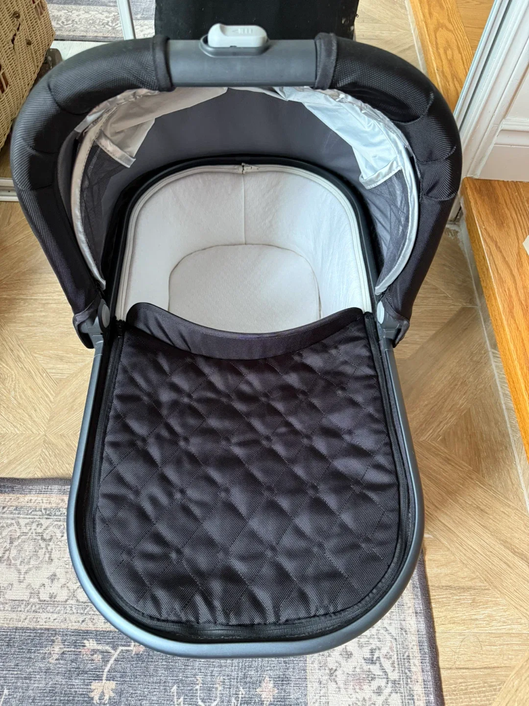 UPPAbaby Bassinet - Black image indicator(2)
