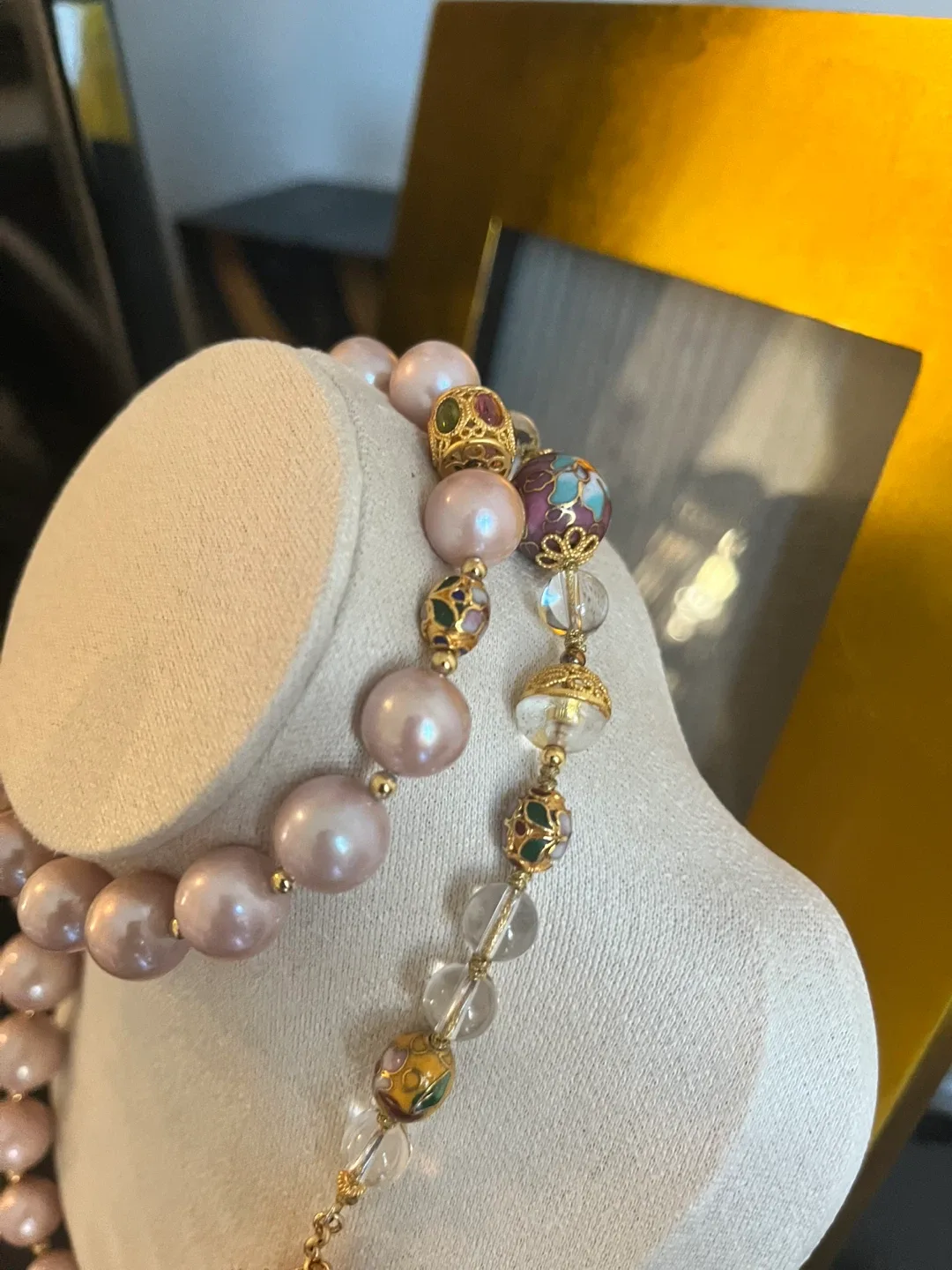 Beaded Necklace Set image indicator(3)