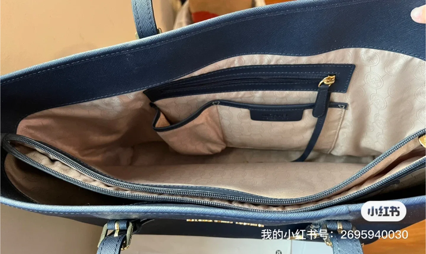 Michael Kors Navy Blue Tote Bag image indicator(2)