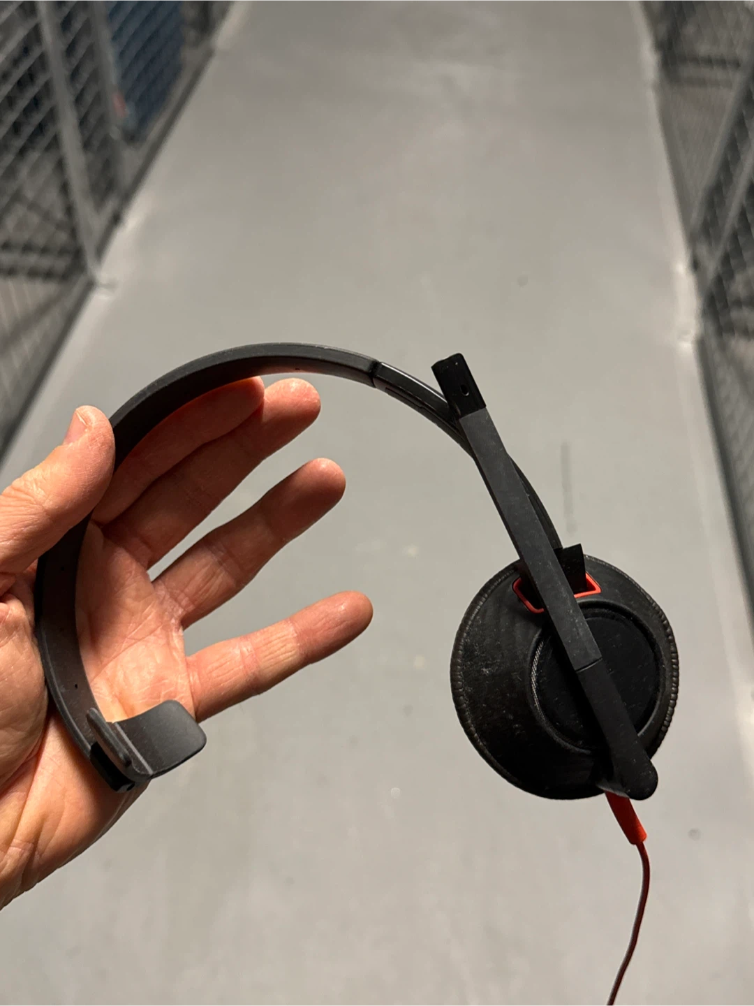 Jabra Evolve2 30 MS USB-C Headset w/ Case - photo 3