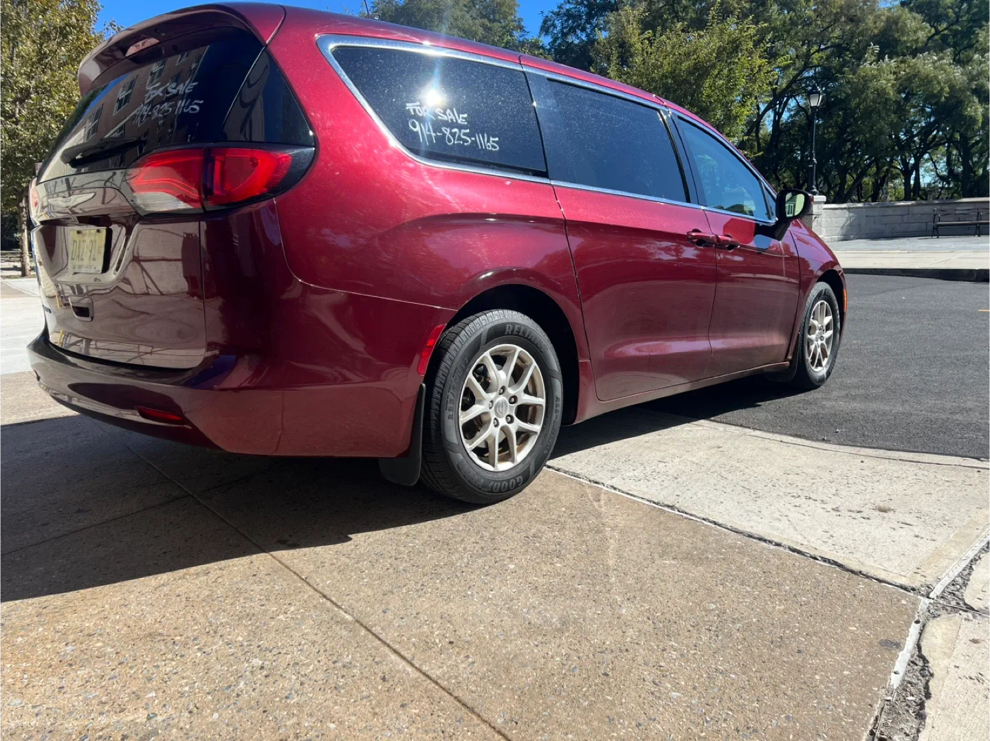 2017 Chrysler Pacifica image indicator(4)