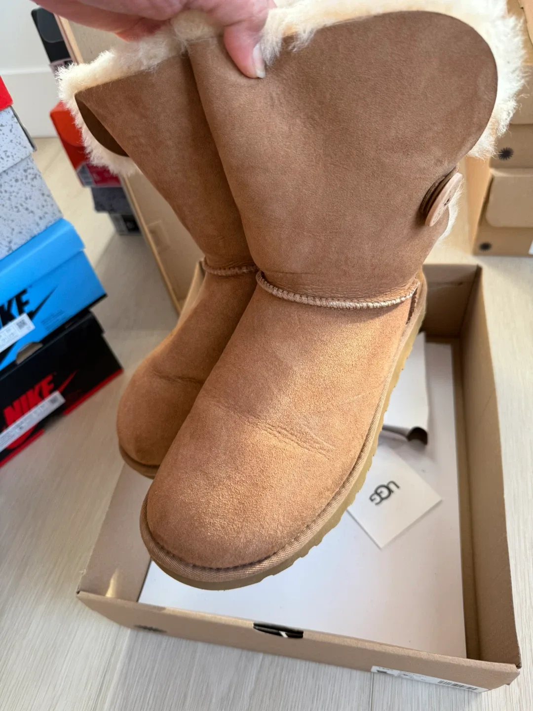 UGG Bailey Button Boots - Size 9 women’s image indicator(5)
