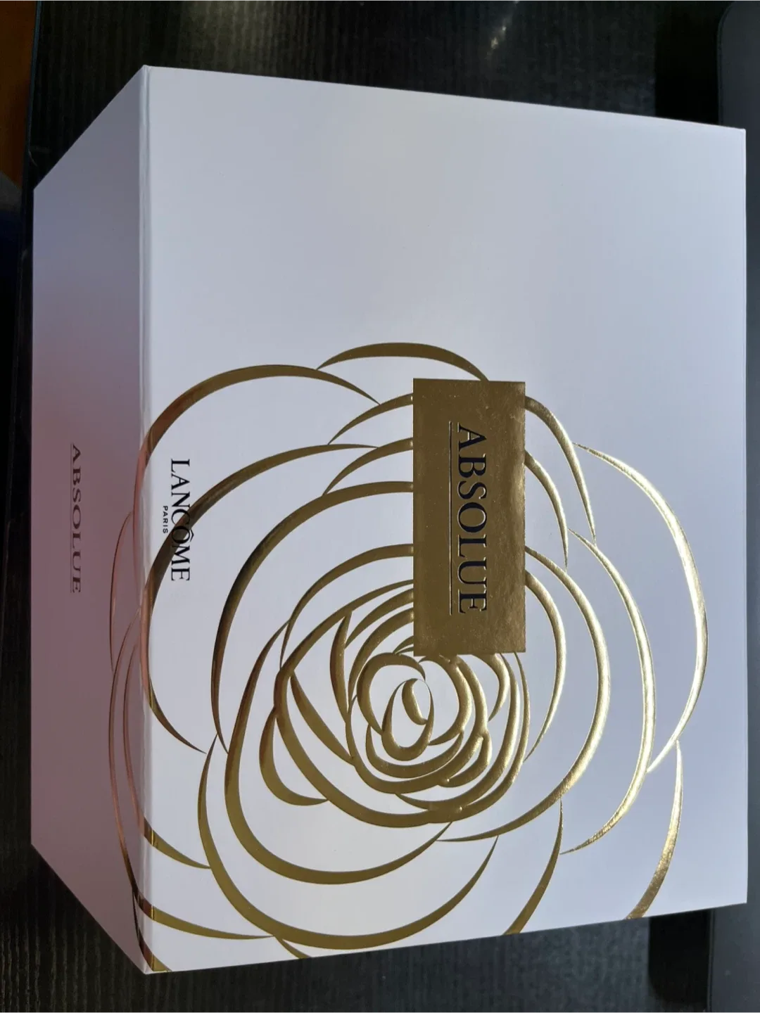 NEW-Lancôme Absolute Gift Set image indicator(2)