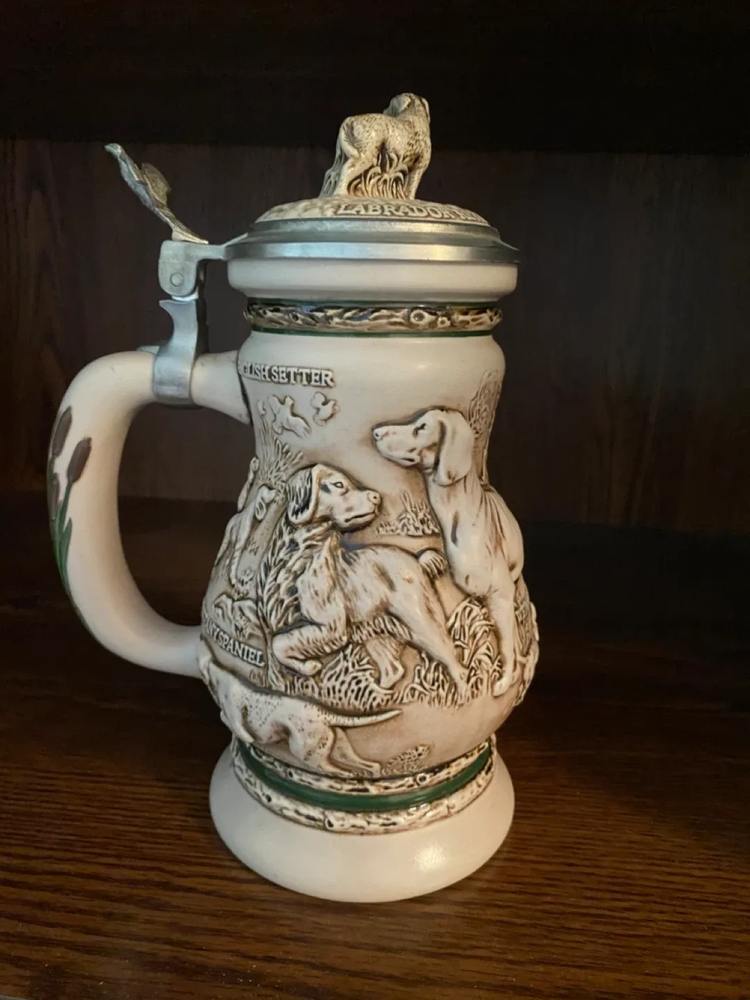 Avon Great Dogs of the Outdoors Stein image indicator(2)