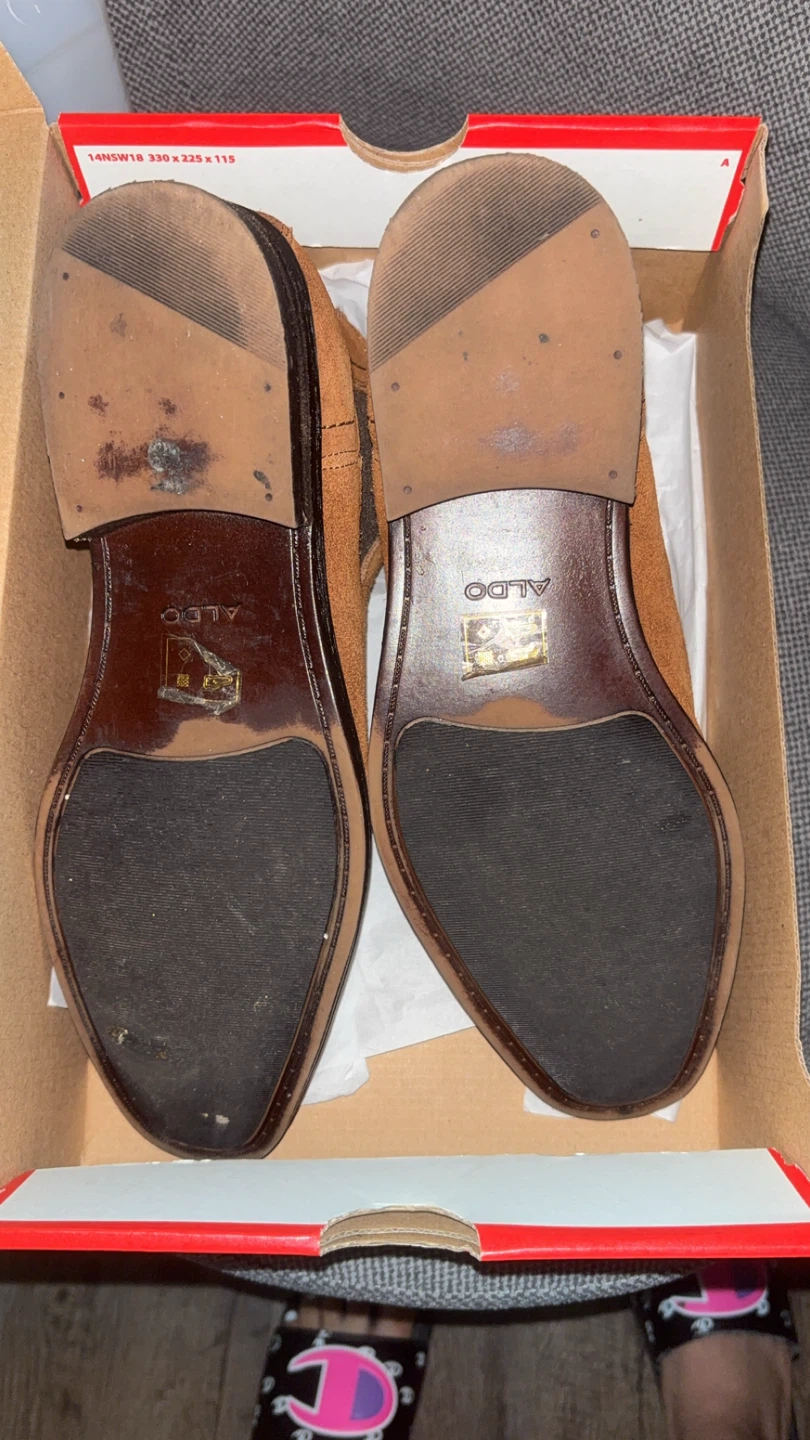 Brown suede short cowboy boots - photo 2
