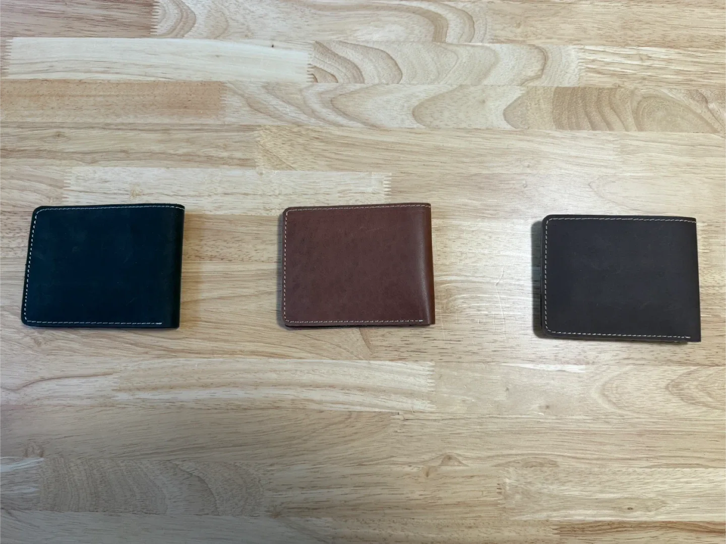 Set of 3 Leather Bifold Wallets image indicator(5)