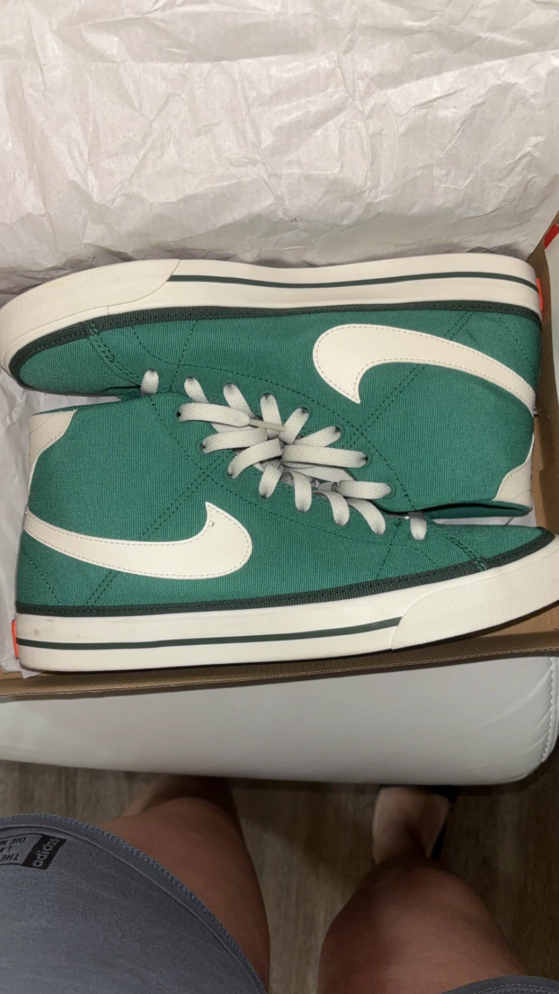 Nike Blazer Mid '77 Green/White - Size 9.5