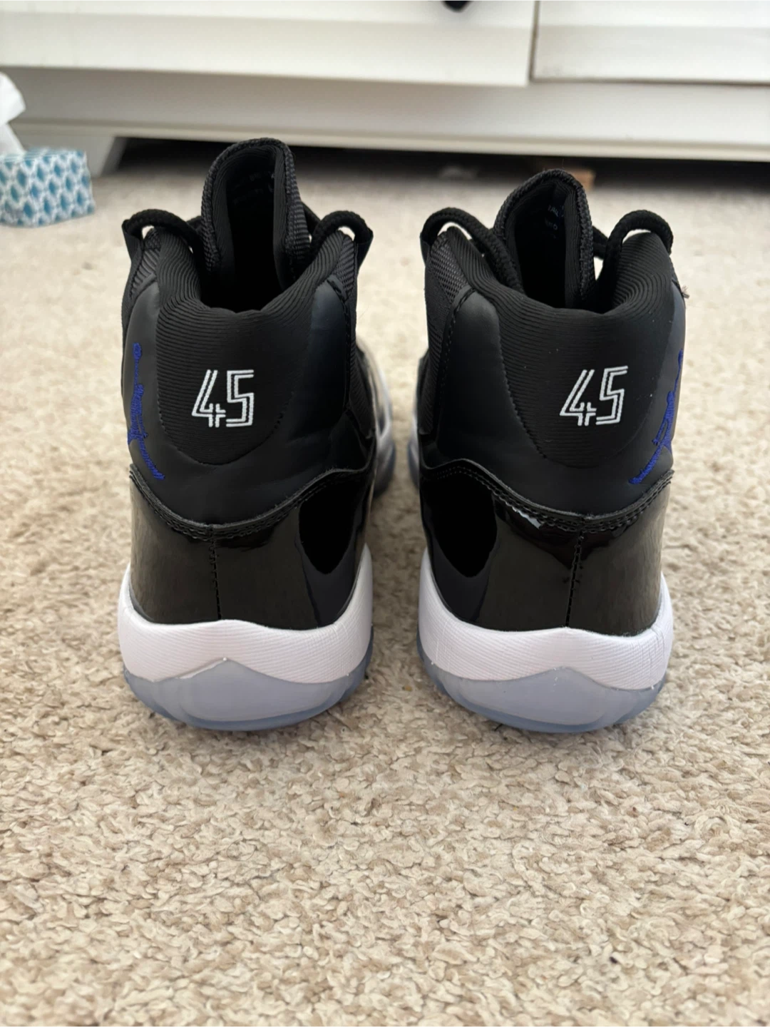 Air Jordan 11 Retro Space Jam - photo 4