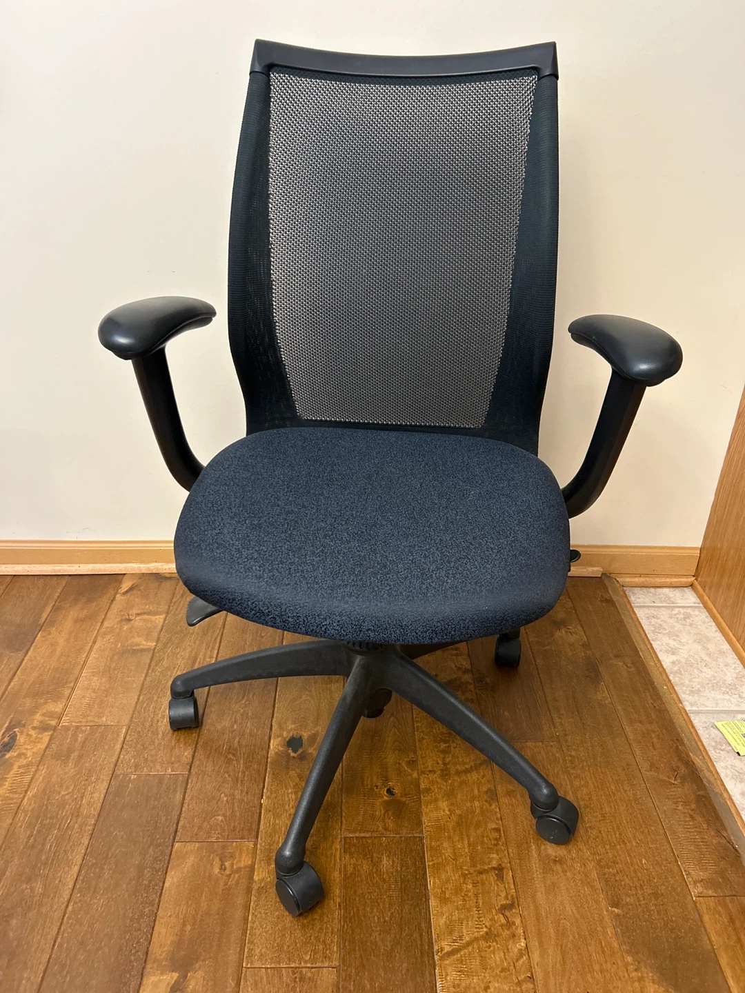 Haworth Ergonomic Dark Blue Chair