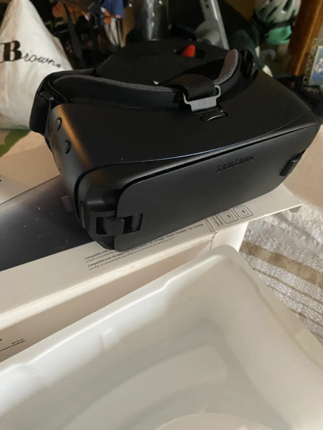Samsung Gear VR Headset - SM-R323NBKAXAC image indicator(6)