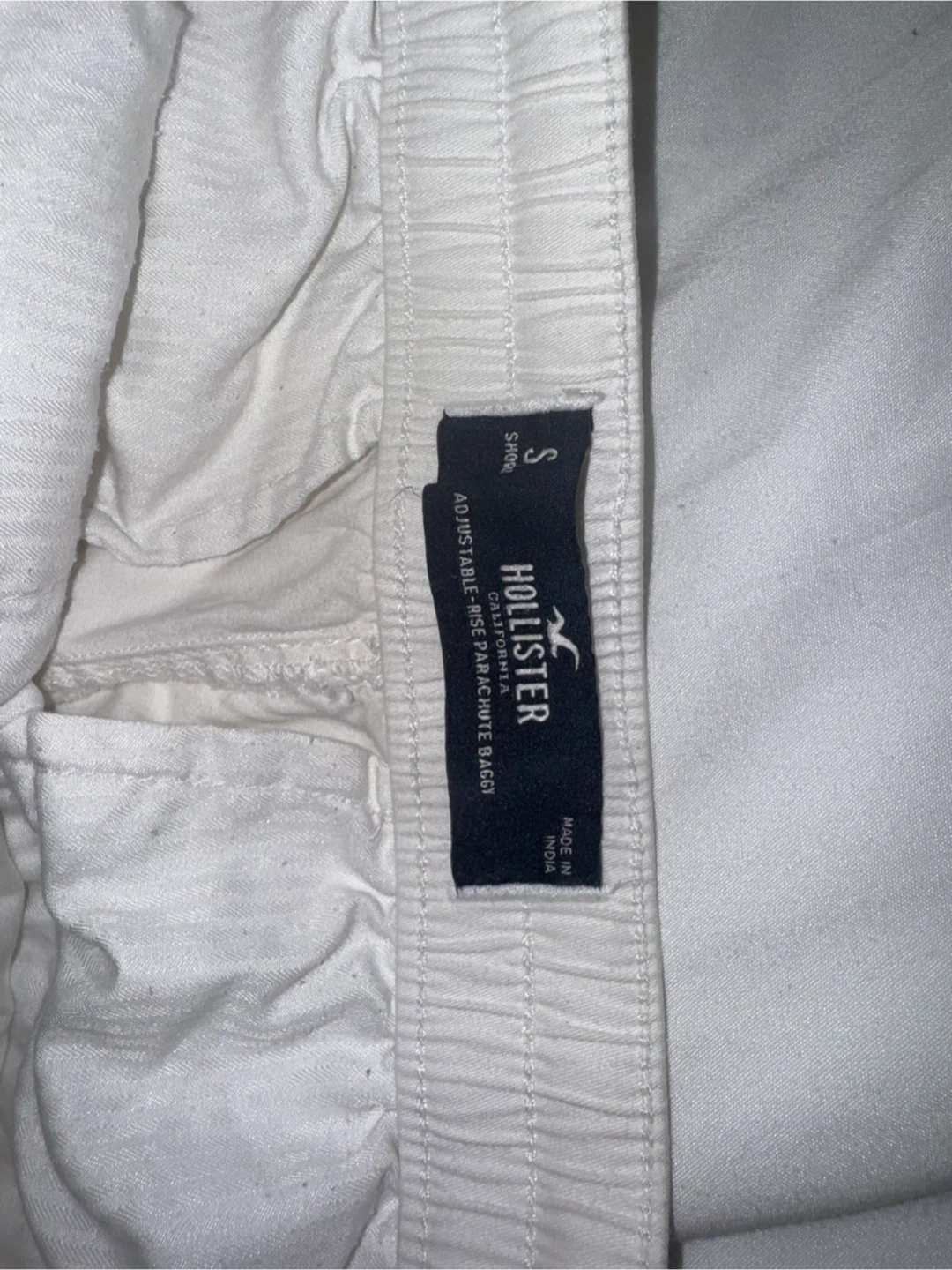 Hollister White Cargo Pants - Size Small - photo 3