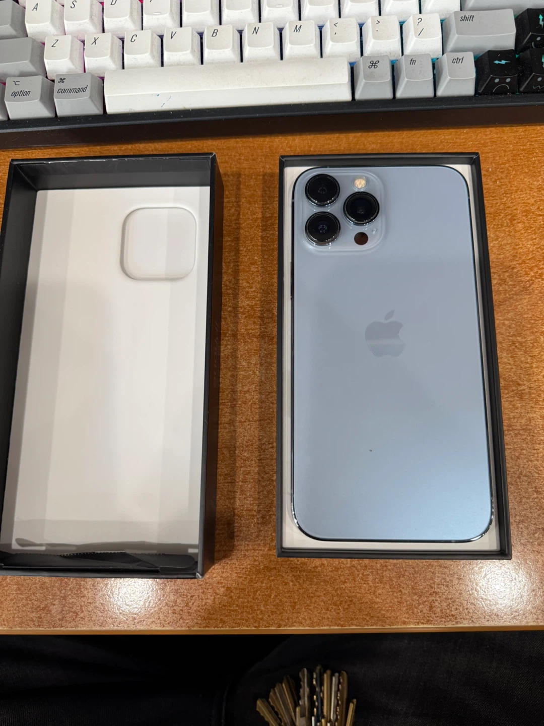 iPhone 13 Pro Max, Sierra Blue, 512GB Unlocked - photo 3