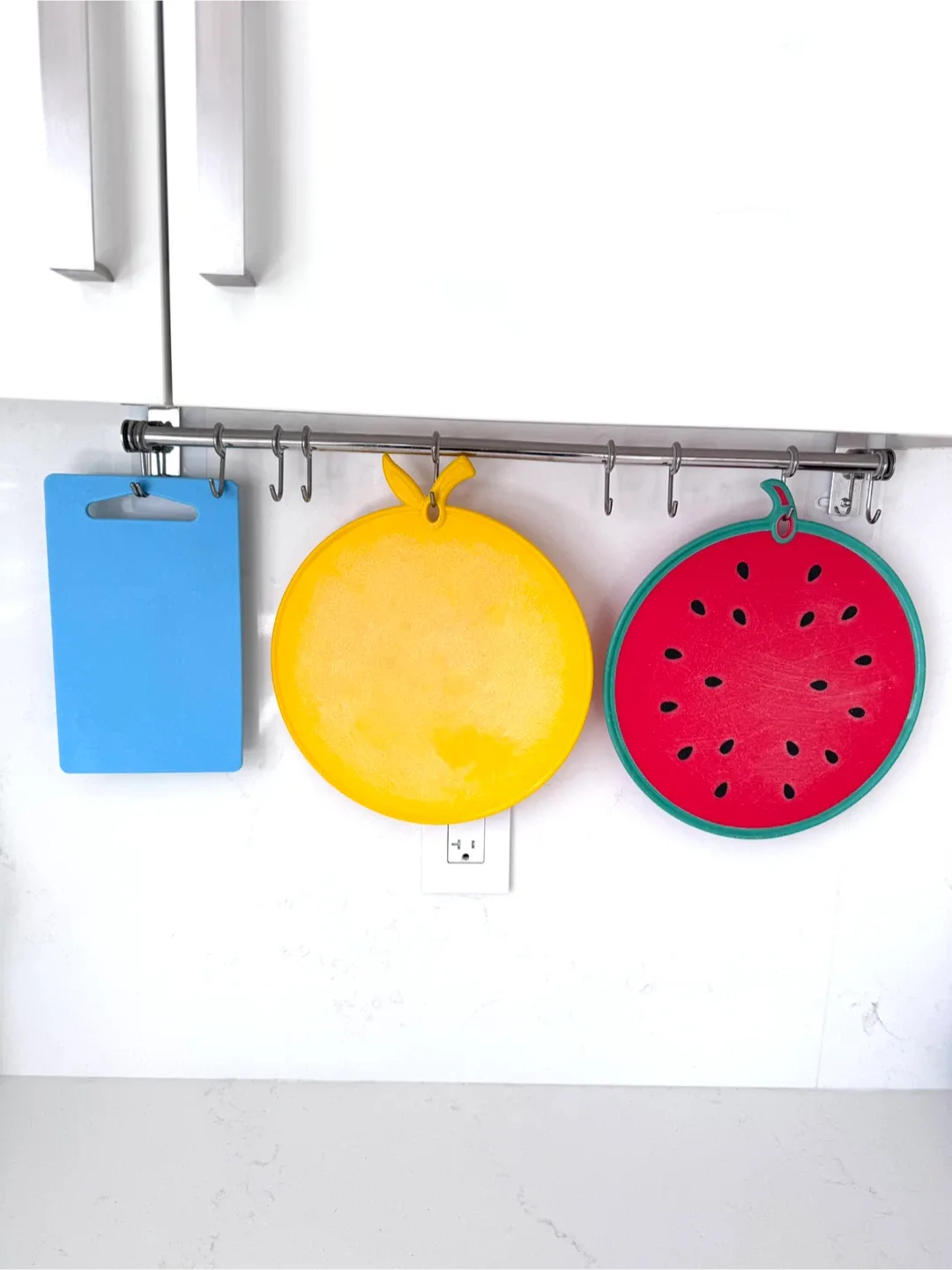 Fruit-Shaped Cutting Boards image indicator(2)
