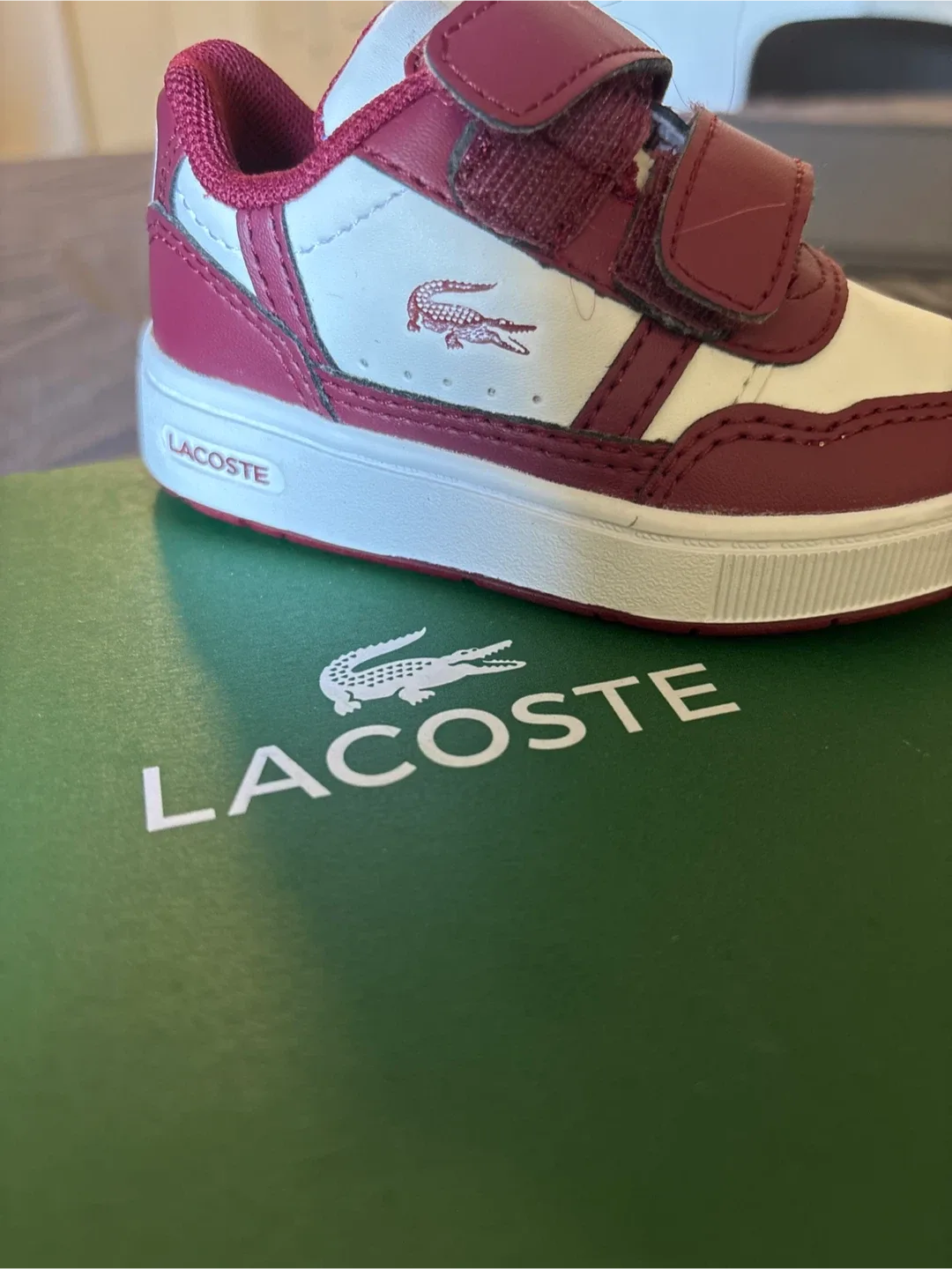 New Lacoste T-Clip 223 Sneakers - Size 5 image indicator(4)