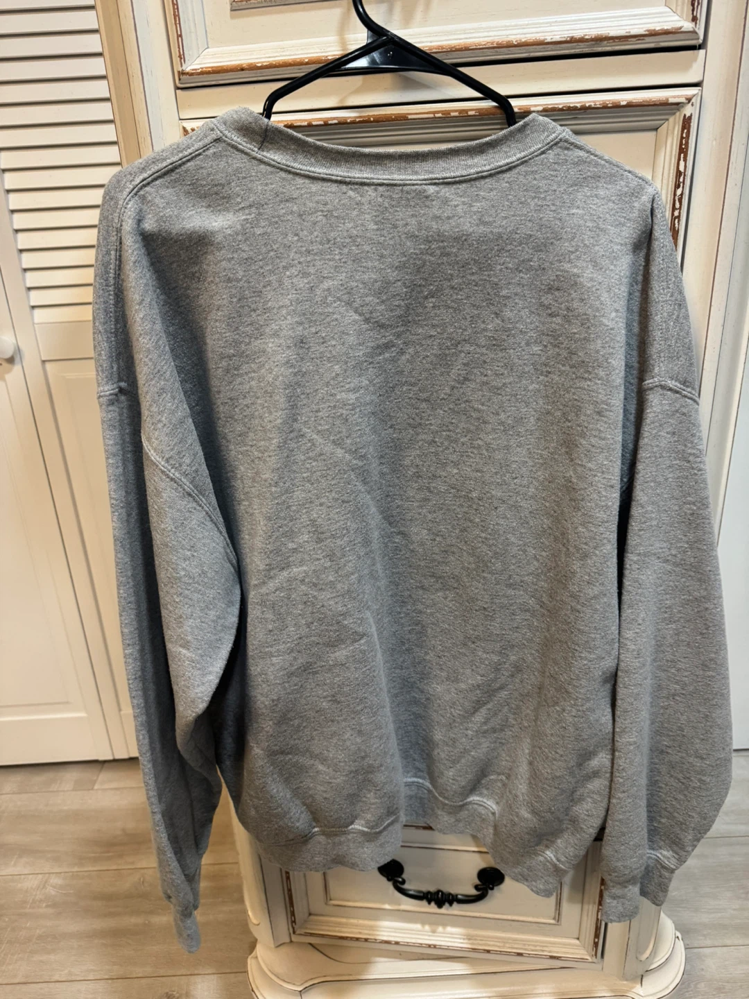 Gildan Gray Sweatshirt, Size XL - photo 3