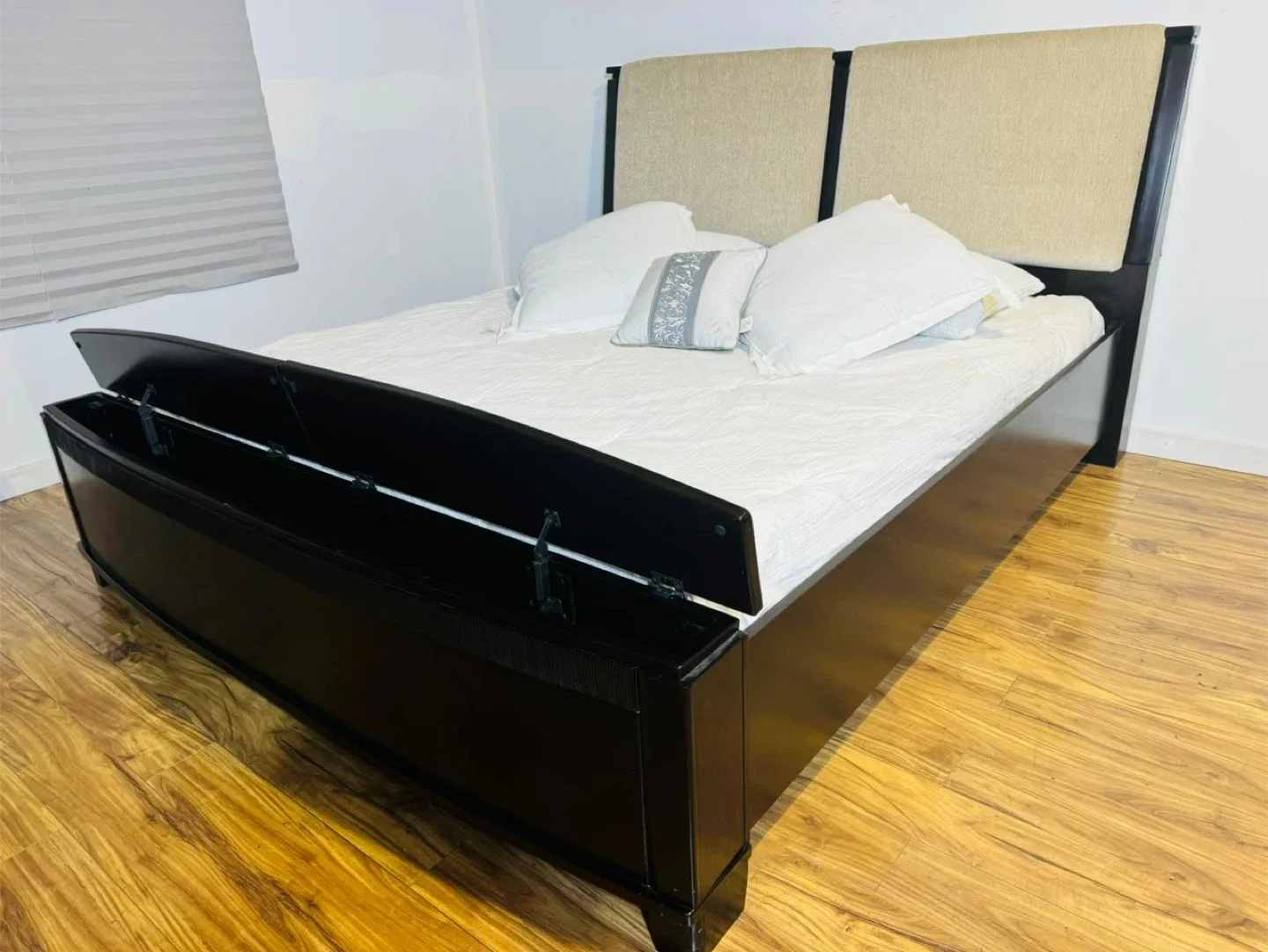 King Size Bed Frame with Storage image indicator(4)
