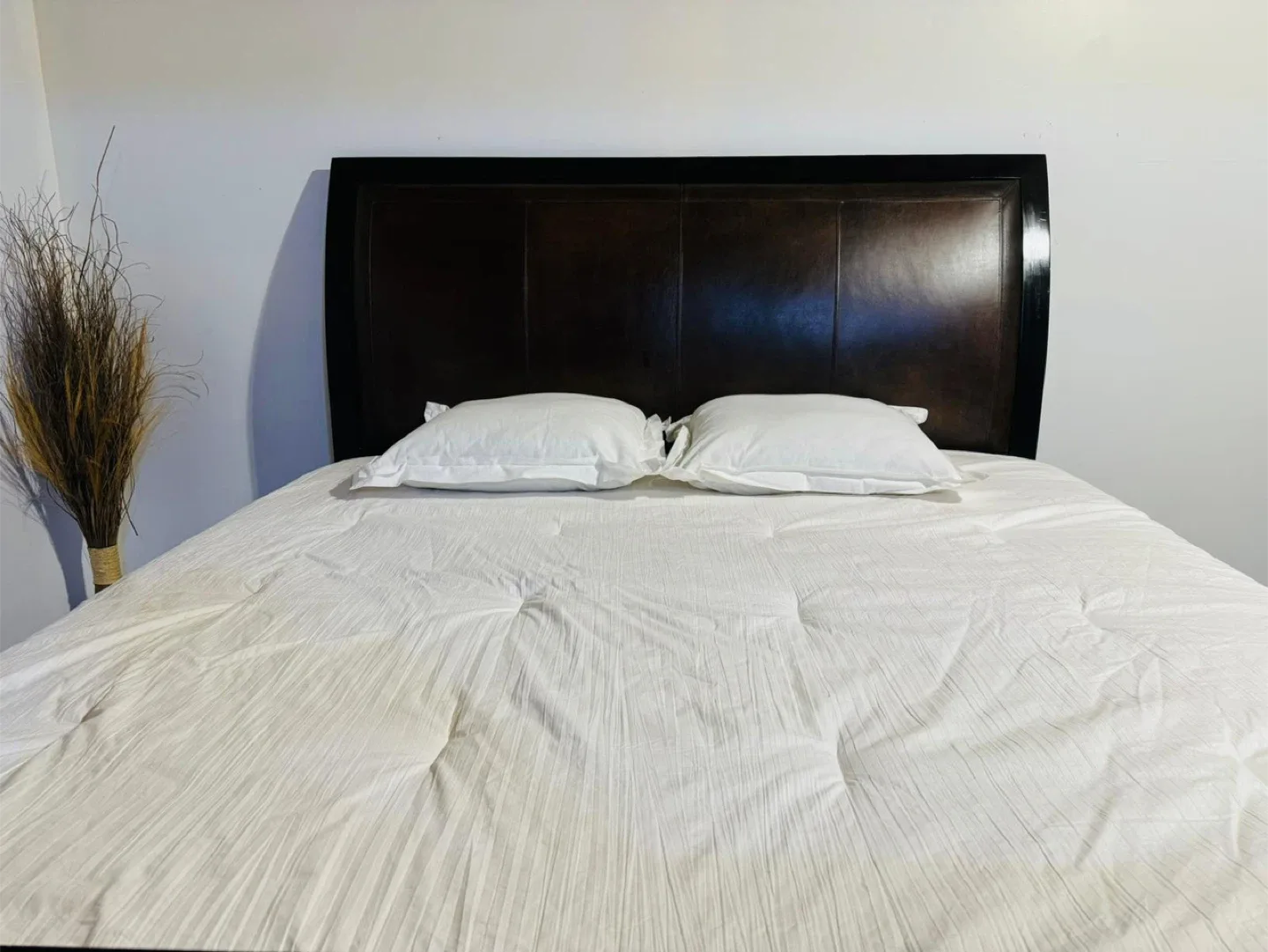 Sleigh king Bed Frame - Dark Wood image indicator(4)