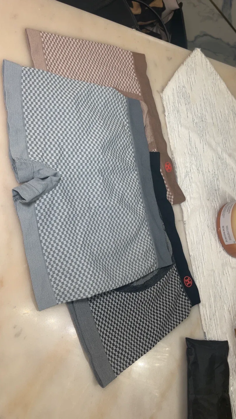 Hermes Paris Men's Boxer Briefs set of 3 in box image indicator(8)