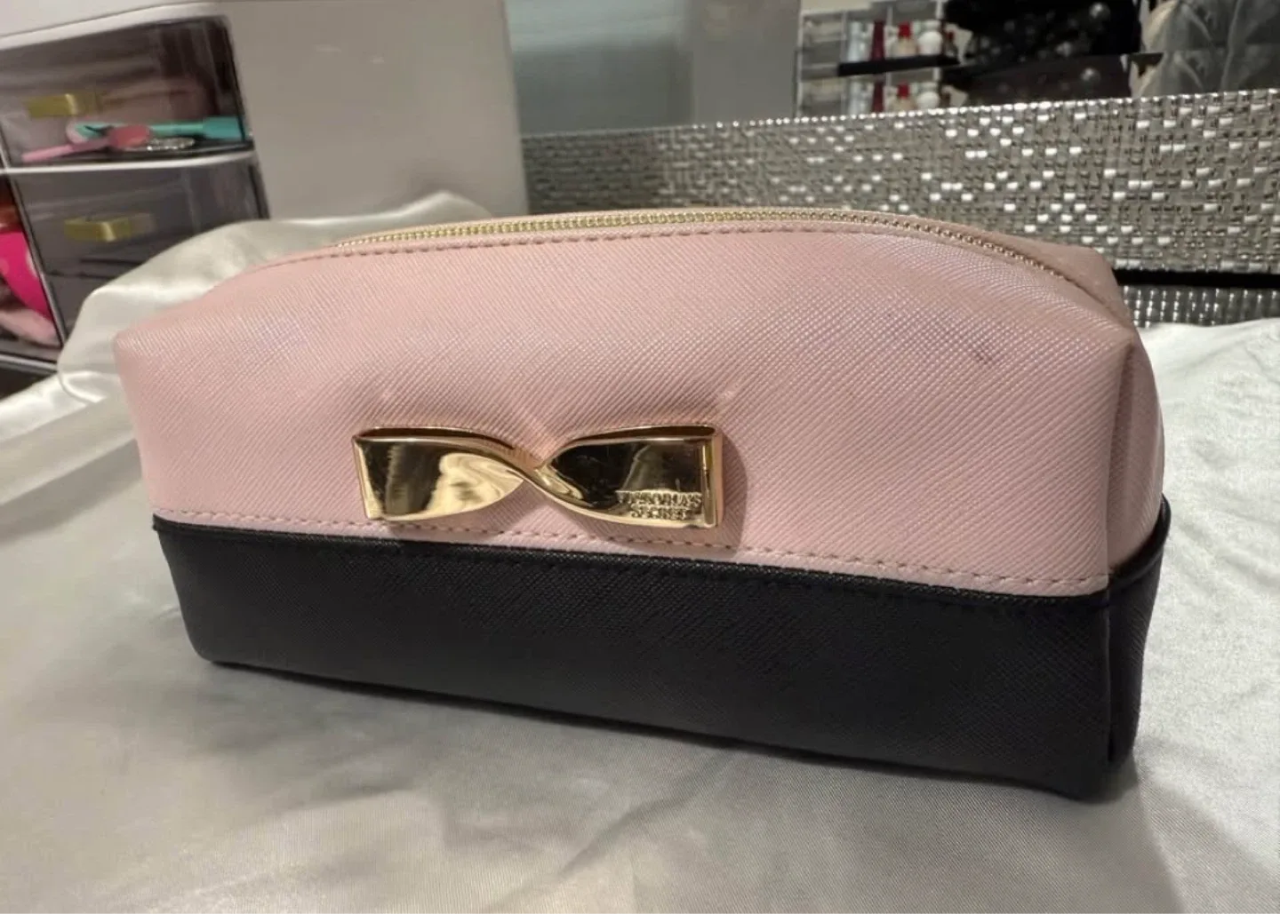 Victorias Secret Makeup Bag thumbnail