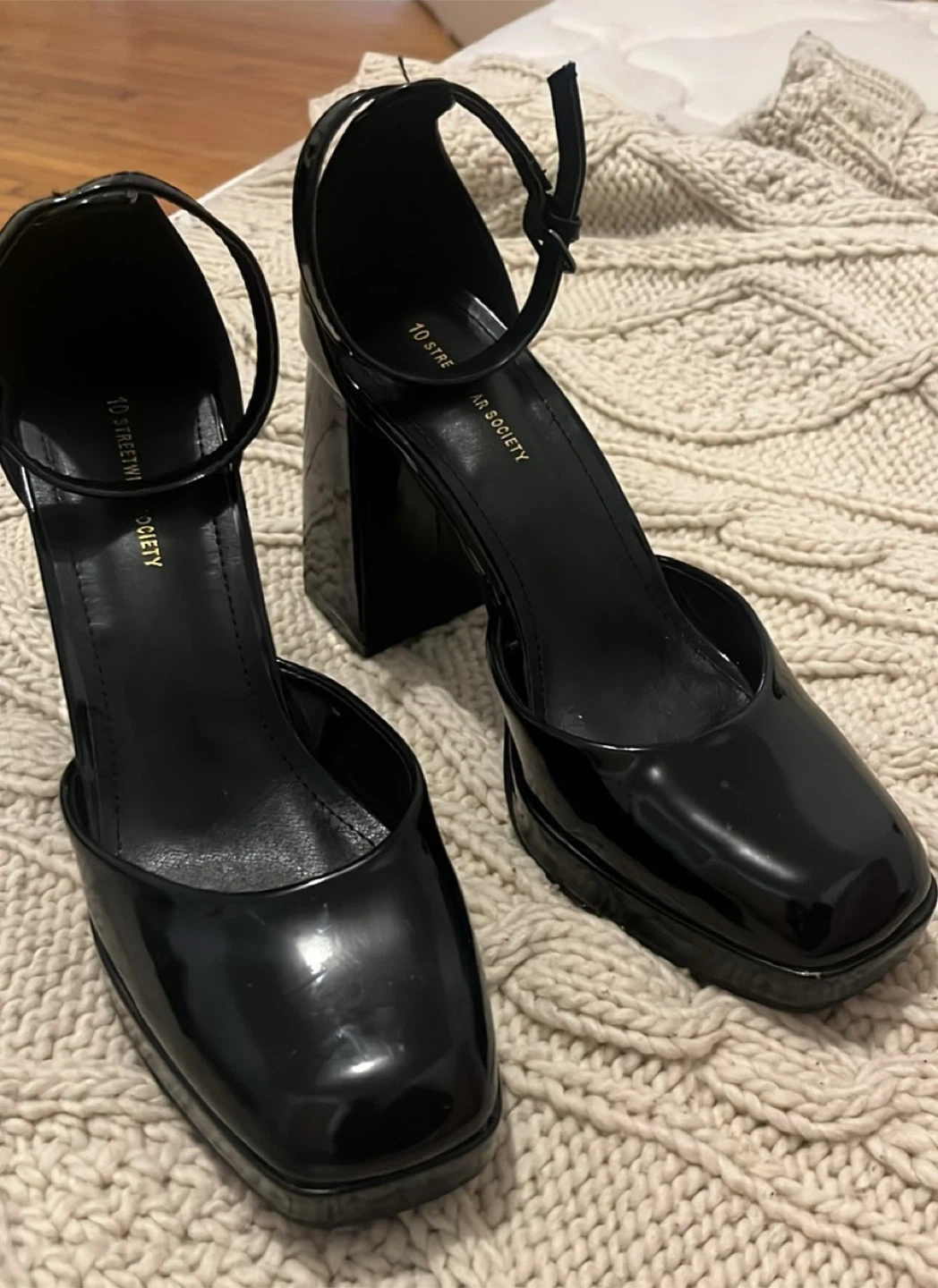 Black patent leather platform heels from 10 Streetwear Society. - photo 5