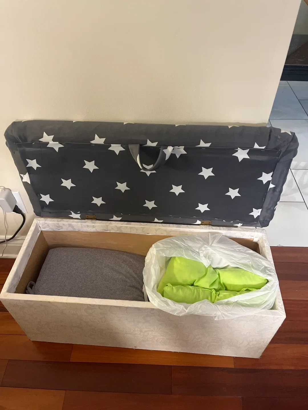 🥕Storage Ottoman Bench with Star Pattern🥕 image indicator(2)