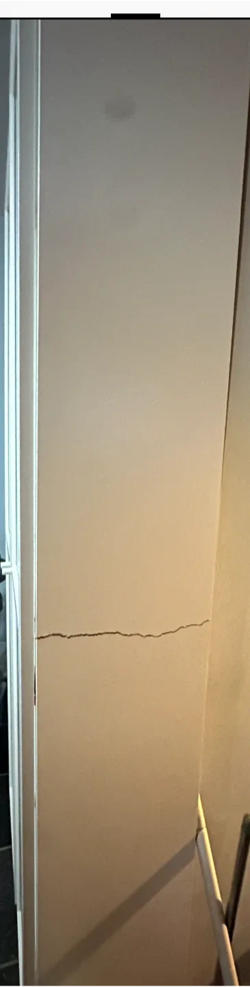 IKEA Billy Bookcase with Glass Doors - White image indicator(2)