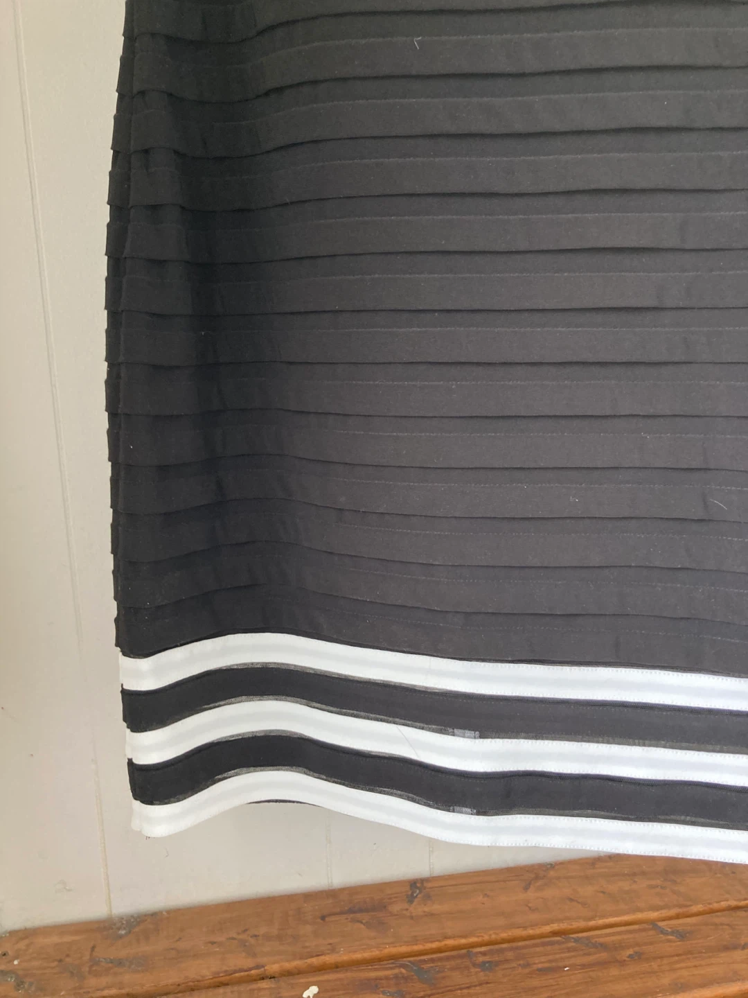 Black & White Striped Party Dress - size 16 - photo 3