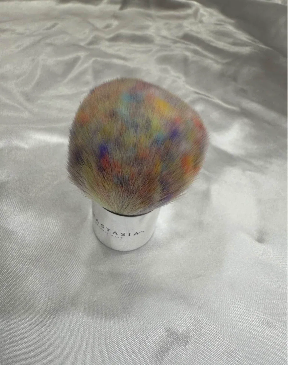 Anastasia Beverly Hills Kabuki Brush image indicator(2)