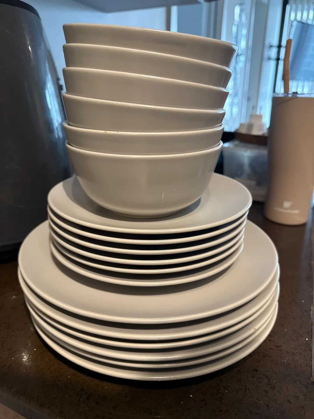 Grey Dinnerware Set (Bowls & Plates) image indicator(2)