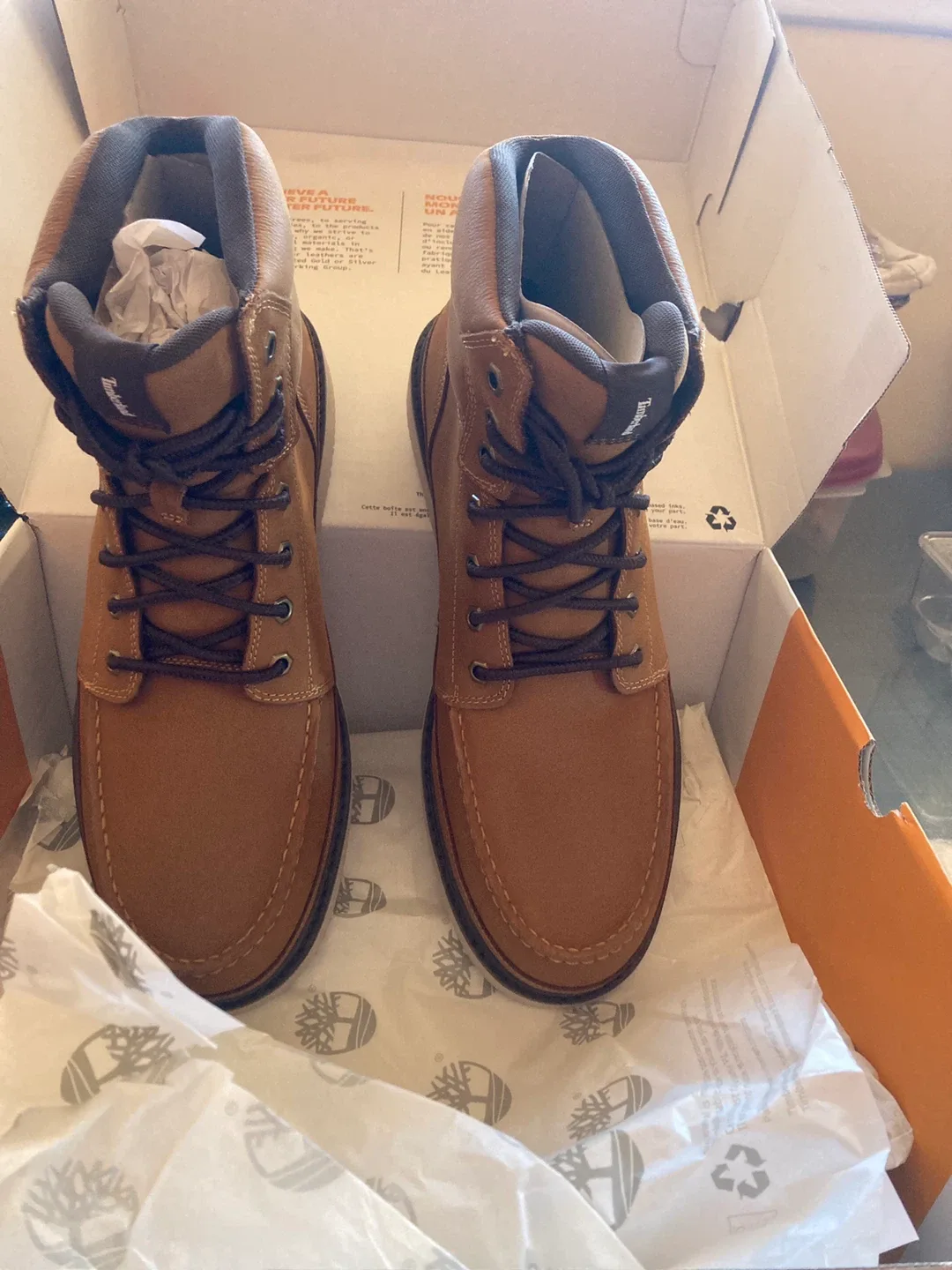 Timberland Newmarket Mid Lace Boot - Size 11.5 image indicator(3)