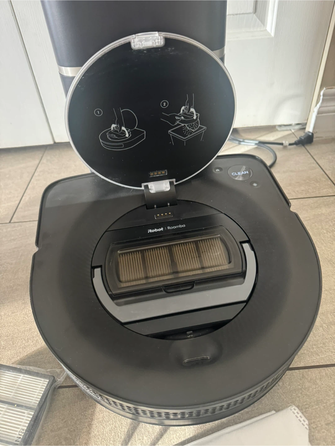 iRobot Roomba s9+ Robot Vacuum self emptying - photo 2