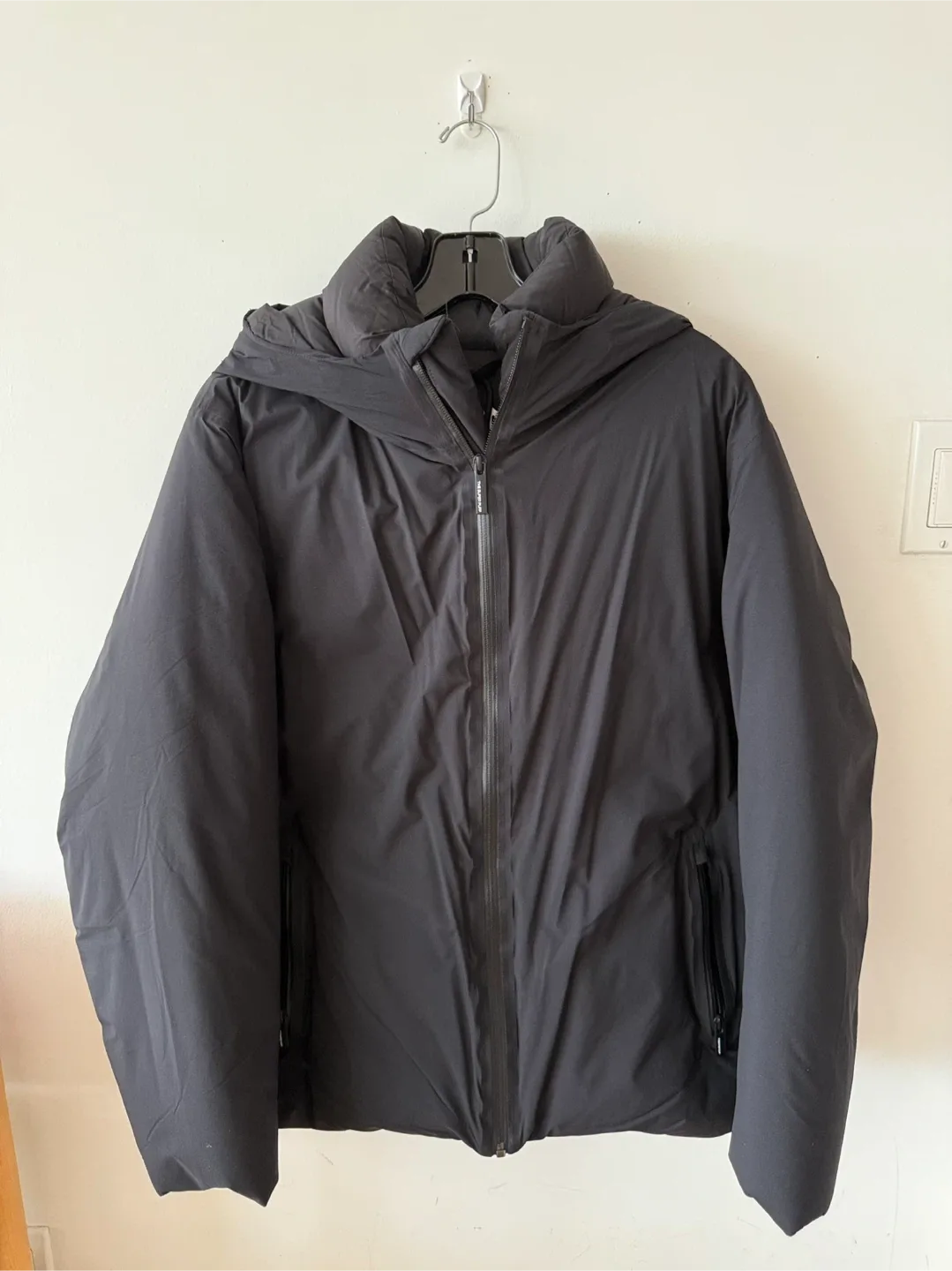 Aritzia Super Puff Puff2O Waterproof Jacket Puffer Size S image indicator(4)